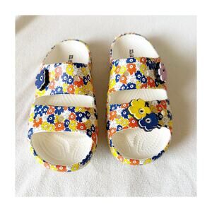 Marimekko x Crocs Classic Slide Sandal Floral with Jibbitz Womens Size 6
